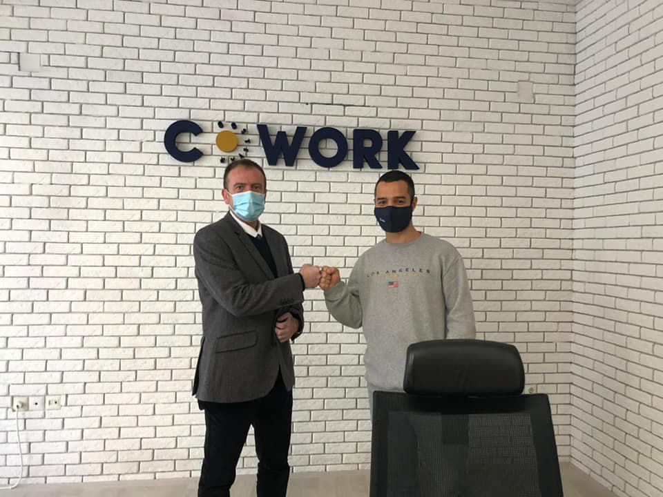 Lokman and the mayor of Gostivar - Arben Taravari